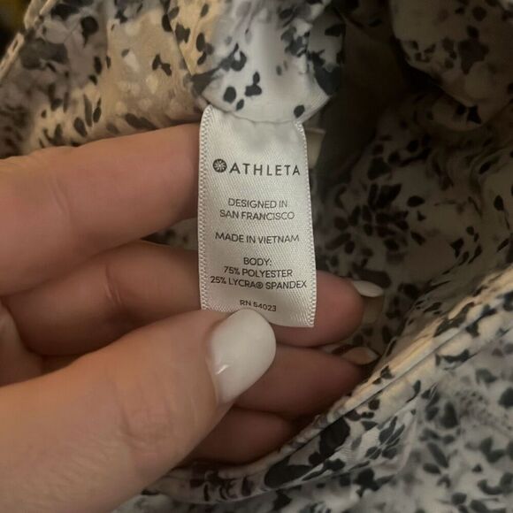 ✨Athleta Women Sandstone Stash Pocket Salutation Sz XS Tight Powervita✨ - Picture 6 of 6